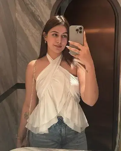 Call Girl Dhaniakhali