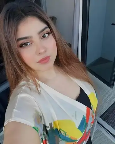 Dhaniakhali Escort